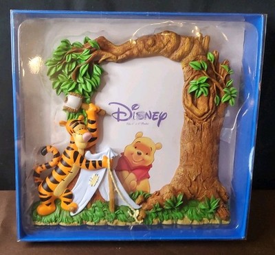 Disney 3D Winnie The Pooh & Tigger Ceramic 4x6 Picture Frame By Enesco  MINT NEW