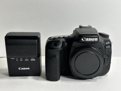 Canon EOS 90D 32,5MP Digital SLR Body - Read Description