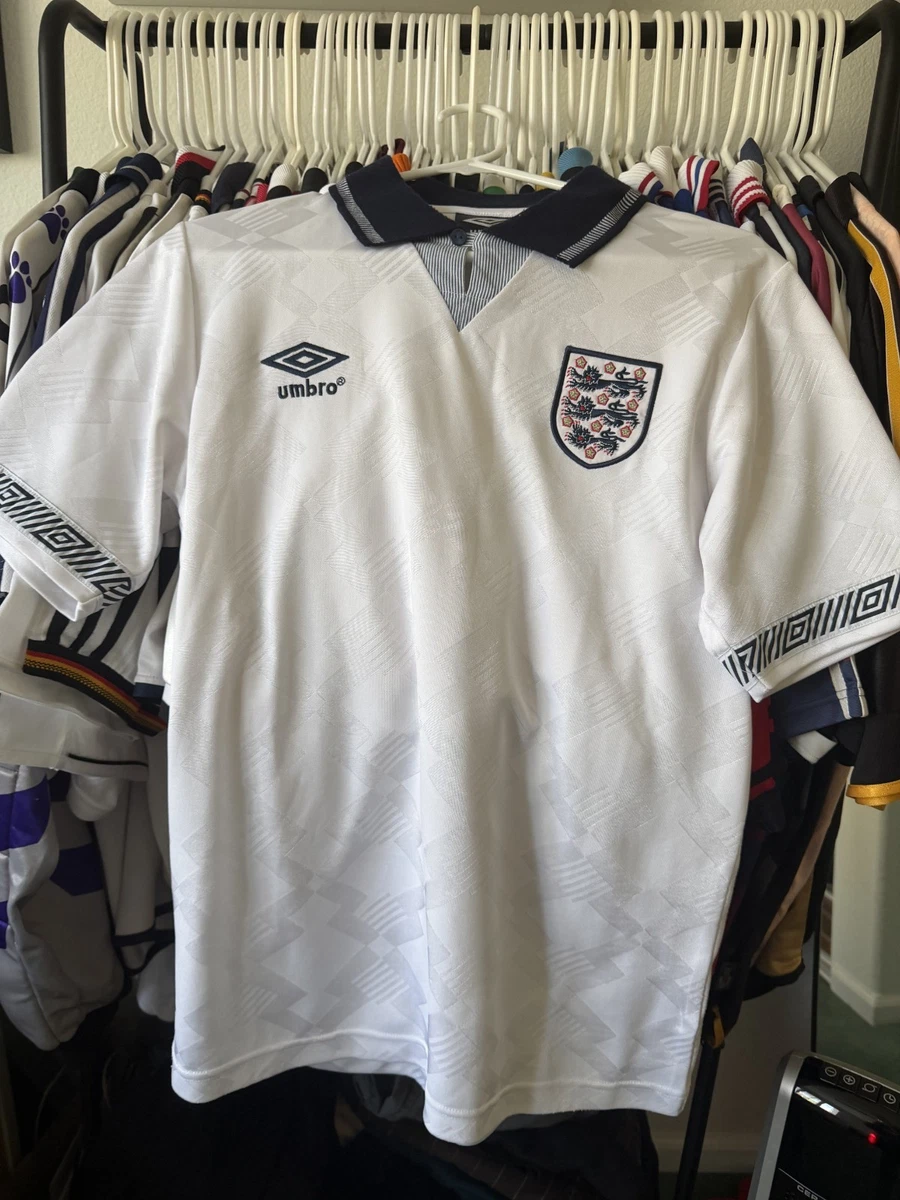 Short Angleterre Umbro England gris et rouge Vintage Football