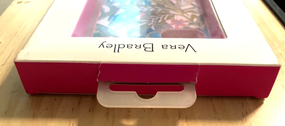 NEW in Box Vera Bradley Floral Hybrid Hardshell Case for iPhone 8/7/6s/6 - Image 3 of 3