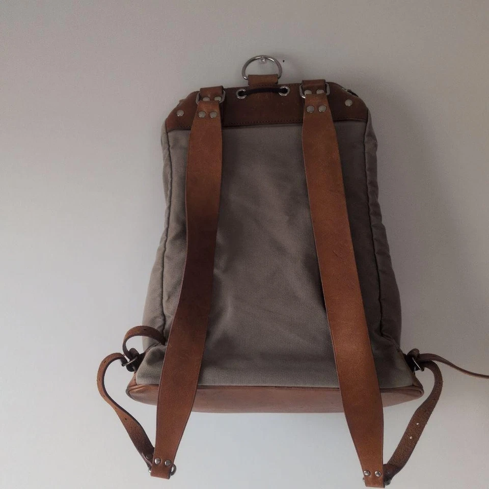 Mochila de cuero Porter elegante Foto 2 de 4