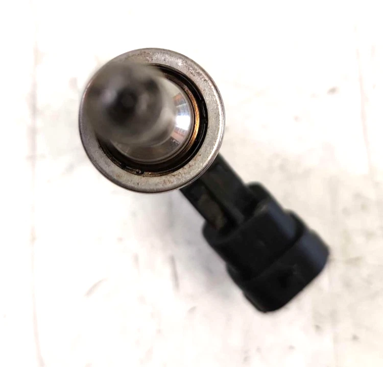 Conjunto de inyector de combustible Subaru Ascent 2019-26 OEM P/N 16600AA33A Foto 4 de 4