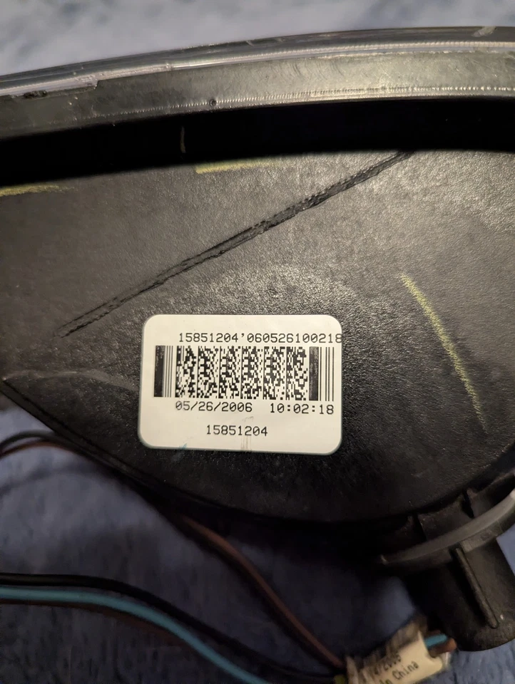 OEM GM Left/Driver Side Turn Signal Light 04-12 Colorado Canyon 15851204 - Image 3 of 4