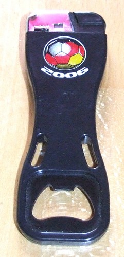 Marokkanischer Fußball Ascher und Merchandise Feuerzeug/Flaschenöffner WM 2006 - Bild 2 von 3