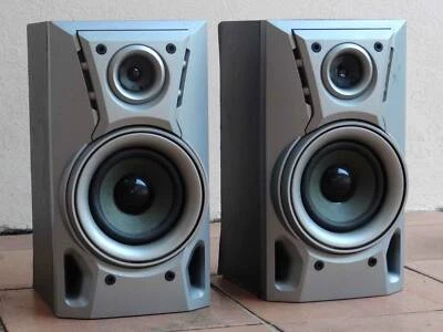 retro bookshelf speakers