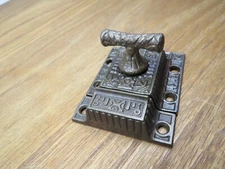 LARGE "WINDSOR" T- HANDLE CUPBOARD LATCH ORNATE