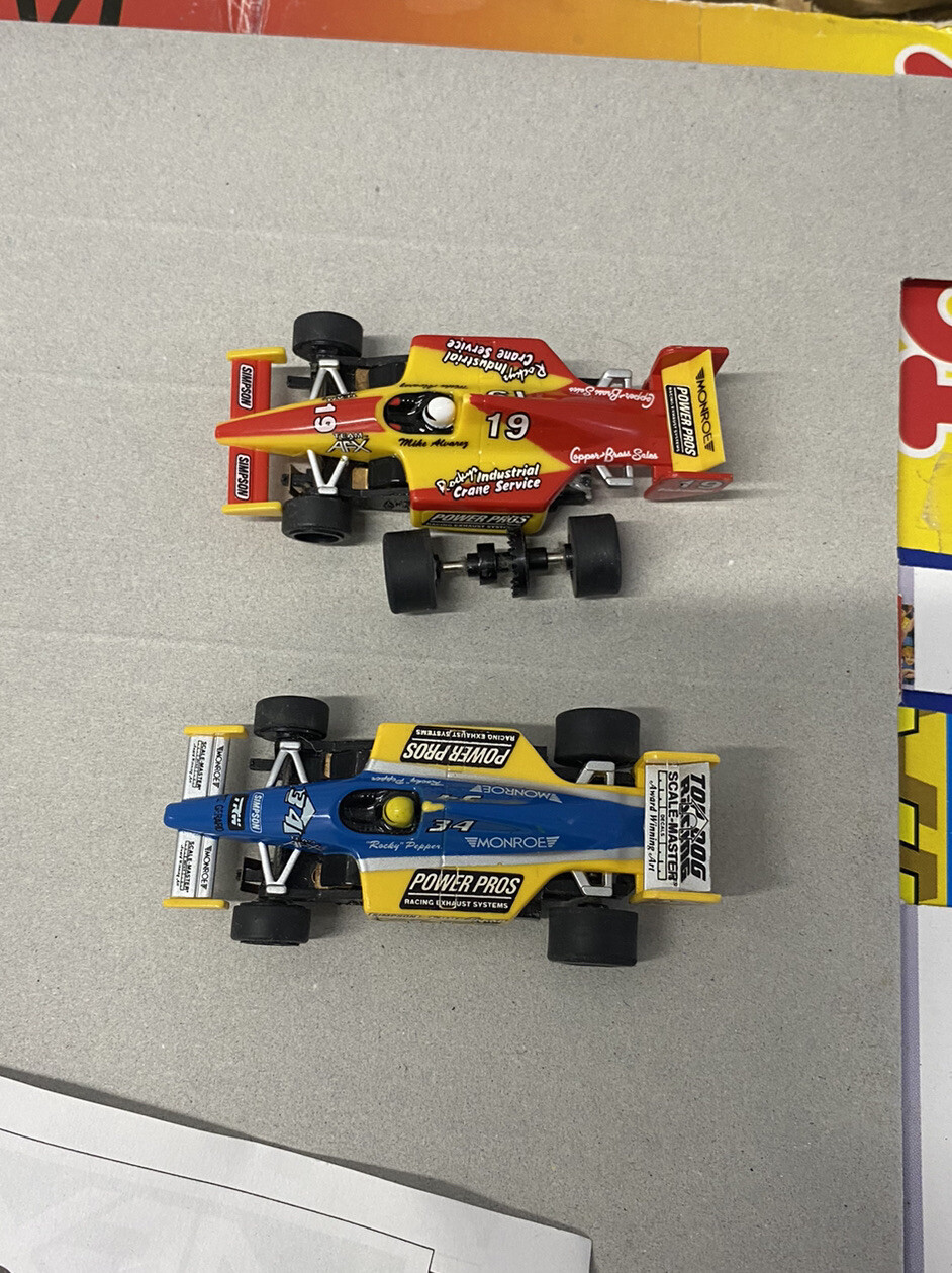 TOMY Team AFX Multi-Level Raceway H.O. Scale Electronic Slot