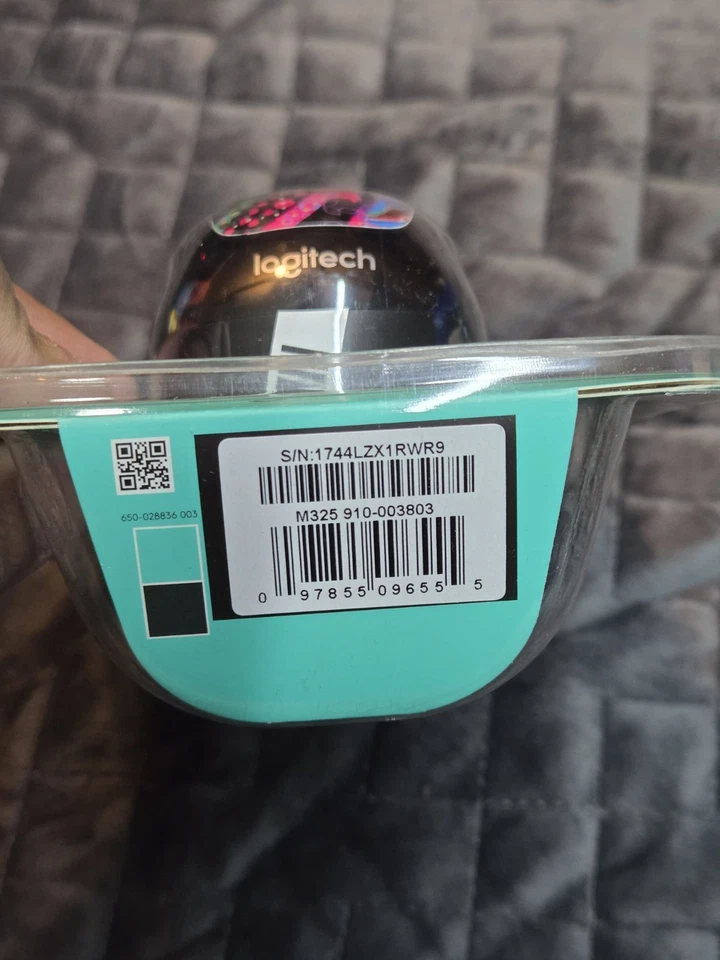 Logitech M325 Wireless Mouse Multicolor Splash Black/White - Image 3 of 3