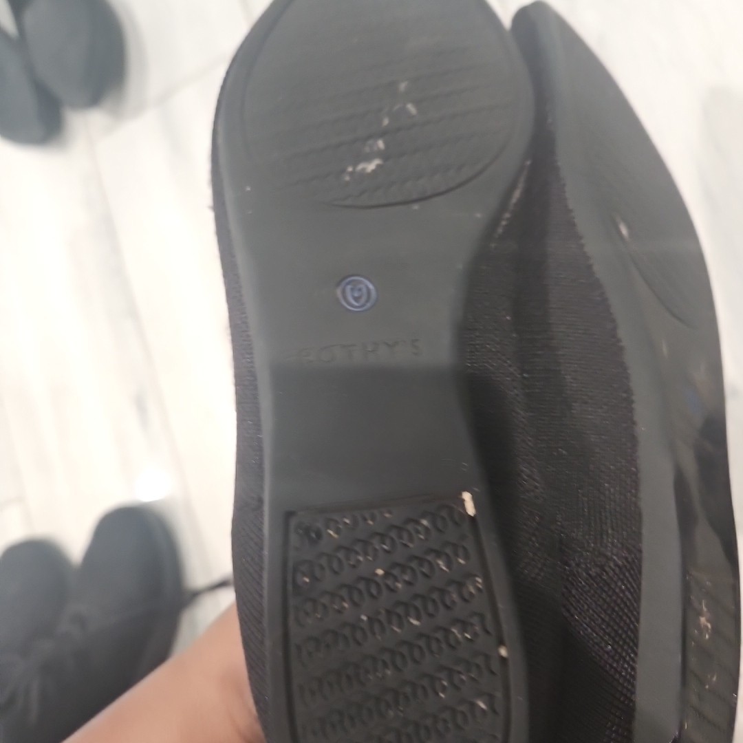 Black Flats - image 3