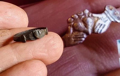 Late 1600s Fur Trade ~ Jesuit Brass Claddagh Ring - Image 1 of 3