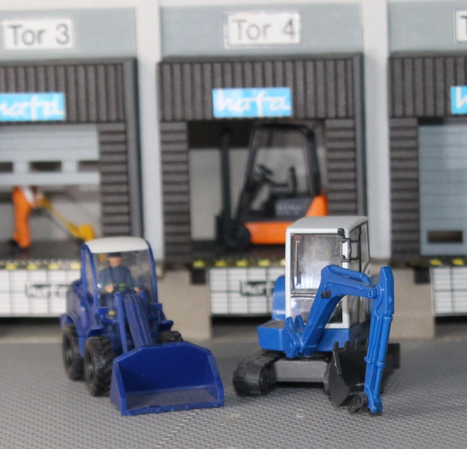 Kramer Allrad 280 Radlader - THW + SCHAEFF HR 18 Minibagger - WIKING - Bild 3 von 3