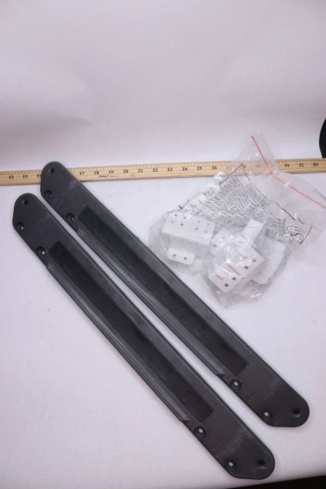 Kit de suporte para lavadora/secadora (2 peças) GFA28KITN - Imagem 3 de 4