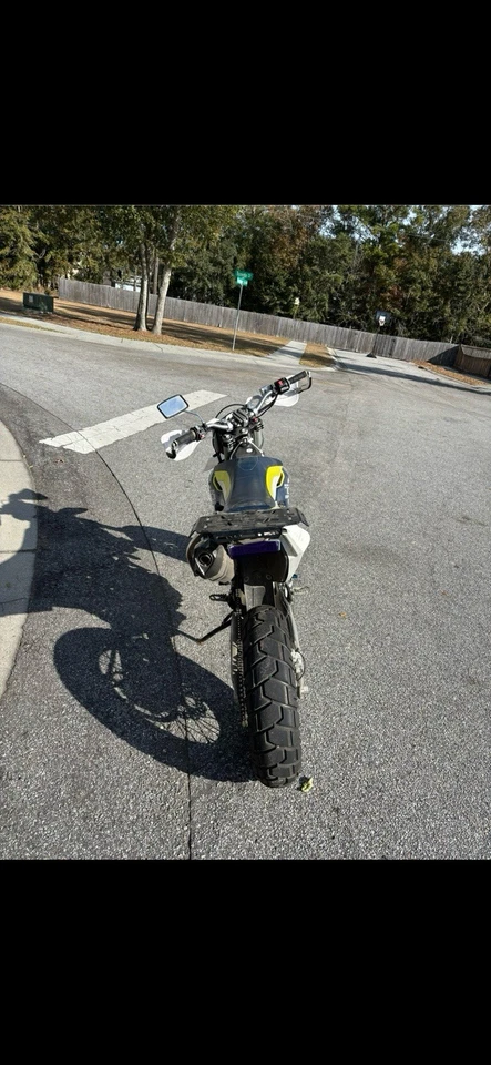 2016 Husqvarna 701 enduro  - Image 3 of 4