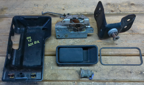 Jeep Wrangler TJ (97-06) & YJ (87-95) Tailgate Latch Handle – Right Half Door, Rear