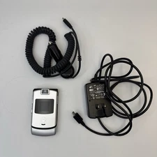 Motorola RAZR V3m VERIZON Cellular Flip Phone Untested Needs Battery Powers On