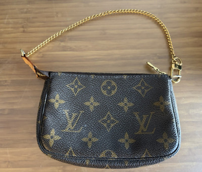 Louis Vuitton Monogram Pochette Accessoires Small Zip Shoulder Bag Gold Chain