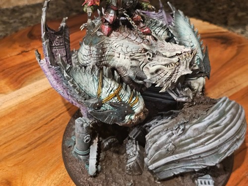 Warhammer Fantasy AOS Orruk Warclans Megaboss en Maw-krusha muy bien pintado - Imagen 9 de 24