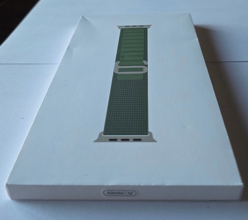 NEW Original MEDIUM (M) Apple Watch 49mm ALPINE LOOP GREEN Band MQE33AMA -SEALED - Zdjęcie 3 z 10