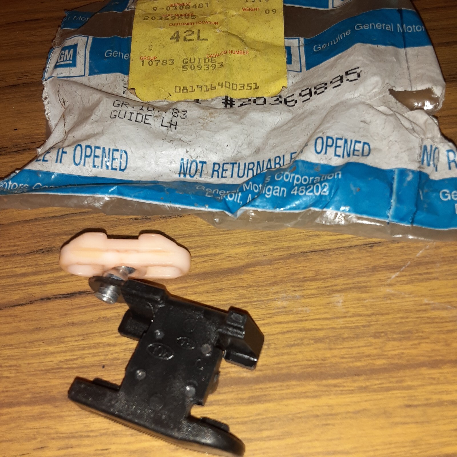 Purchase Tyc Right Side Replacement Rear Power Window Regulator 00-05 Cadillac Deville In - Foto 4