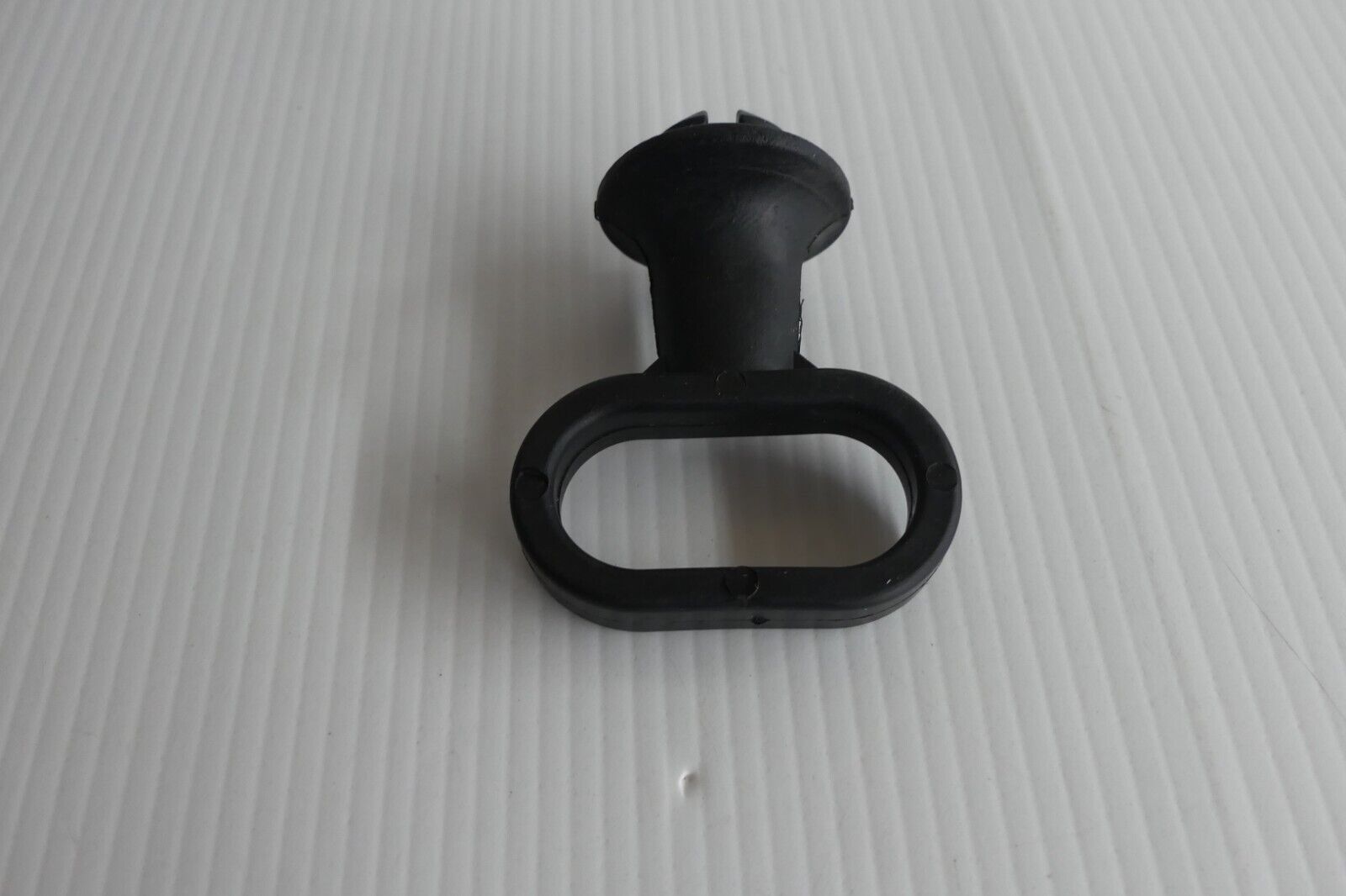 Foto 4 di 6