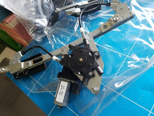 Alzacristalli Post. Dx e Sx Per VW GOLF 4 BORA VK714098 elettronico leggi info! - Foto 5 di 10