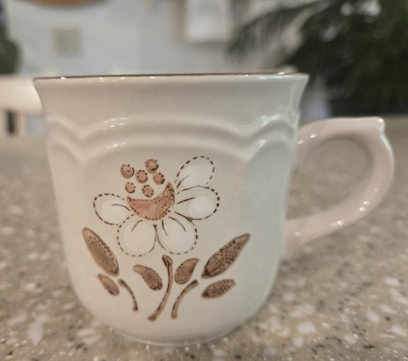 Cumberland Vtg Mayblossom Stoneware Collectible Coffee/Tea Mug Cup-Replacement