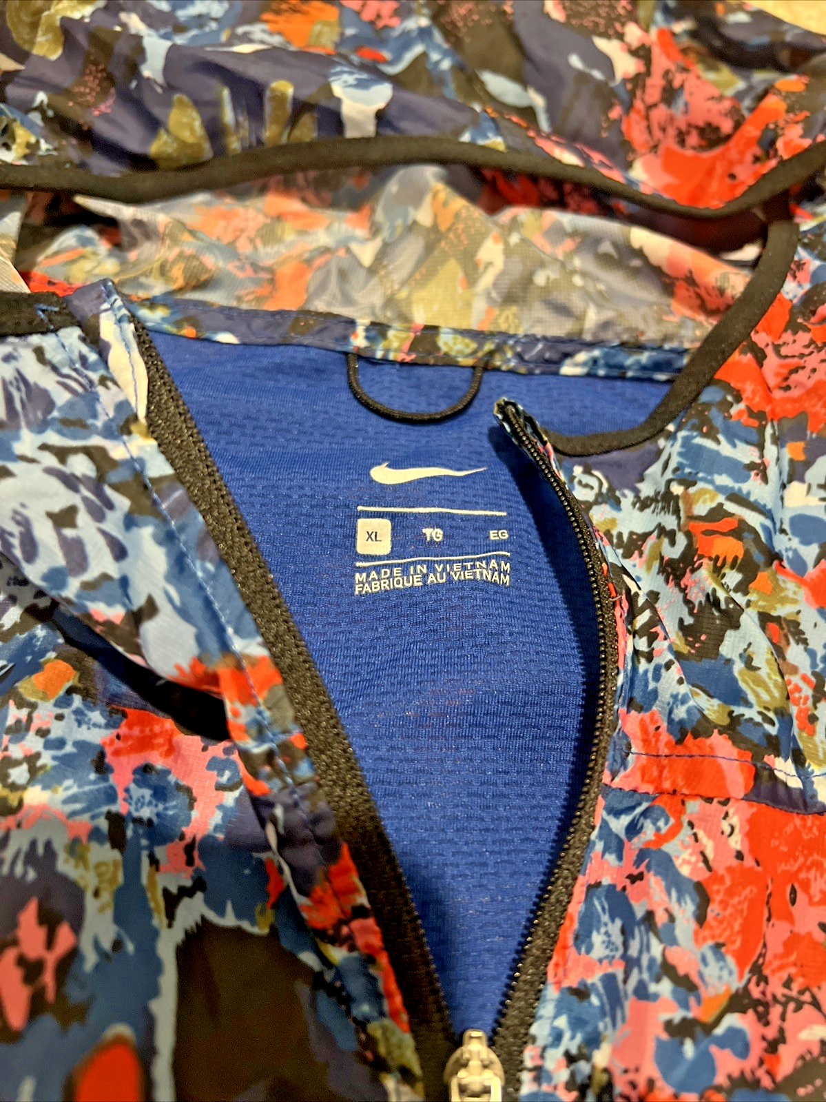 SACAI X NIKE Giacca Nike donna XL abbigliamento sportivo Windrunner con cappuccio rosa floreale RARA ventilata completa