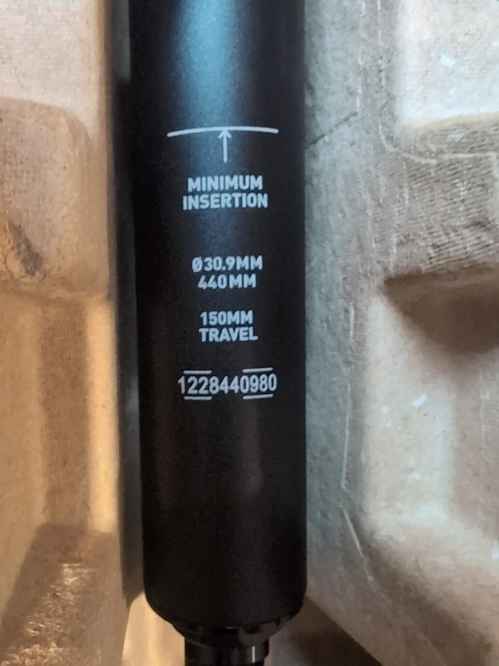 Rockshox Reverb Axs Dropper Seatpost 30.9 150mm. Only Used 3 Months. New Battery - Image 2 of 3