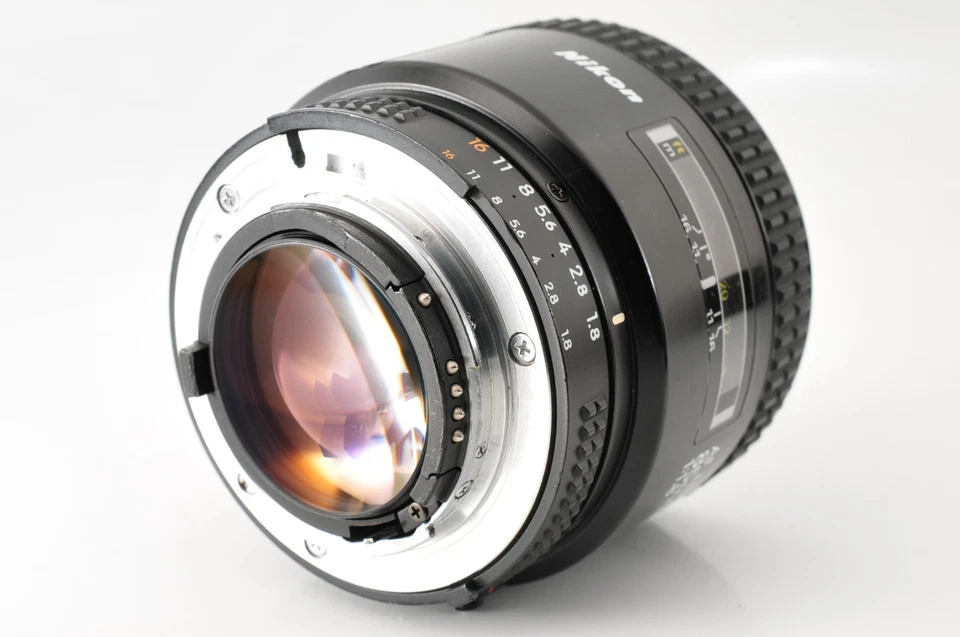 [Casi COMO NUEVO] Lente teleobjetivo retrato Nikon AF Nikkor 85 mm f/1,8 de JAPÓN Foto 4 de 4