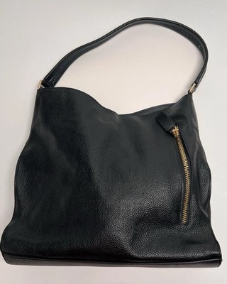 TOTE LE MONDE Black Pebbled Leather Shoulder bag
