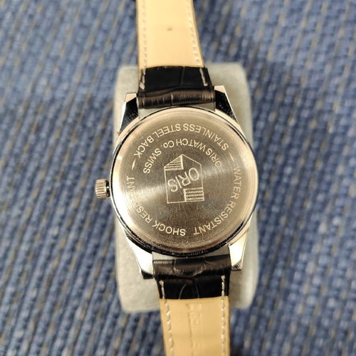 Reloj Oris Envuelto a Mano Cuerda Manual Hecho en Suiza 35mm Verde Nuevo, Sin Caja - Imagen 7 de 8