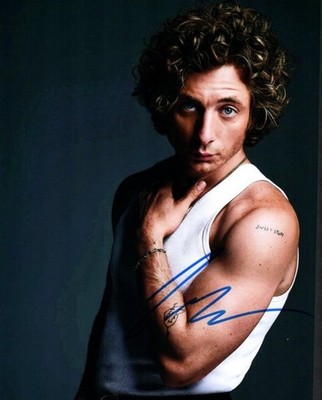 Jeremy Allen White - Shameless Autographed Original 8x10 Photo LOA TTM
