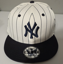 New Era 9FIFTY New York Yankees MLB Snapback Pinstripe Hat White/Navy One Size