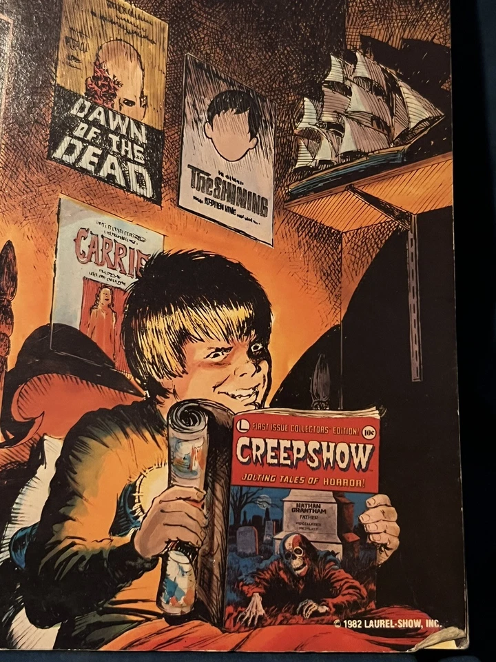 STEPHEN KING FIRST PRINTING CREEPSHOW COMIC WITH 8 UPSIDE DOWN PAGES RARE ERROR - Image 3 of 4