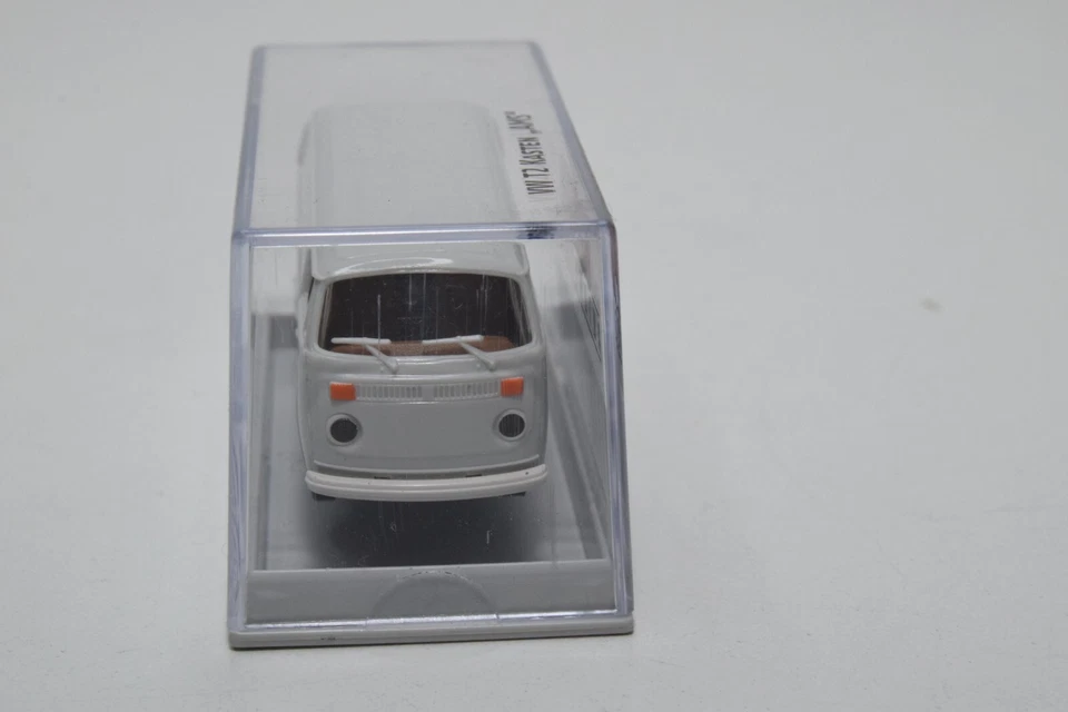 B8 1:87 BREKINA 33522 VW VOLKSWAGEN STATION WAGON TRANSPORTER T2 VAN AMS AUTO... - Immagine 2 di 4