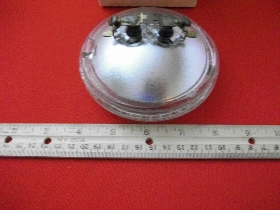 PHILIPS 50PAR36/WFL COMPACT 50 WATT 12 VOLT LOW VOLT APPLICATIONS-CAR BOAT ETC - Image 4 of 4