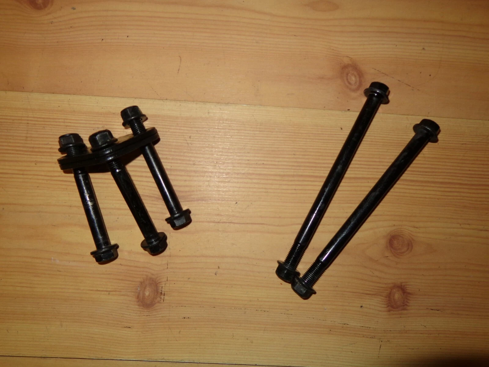 BRACKT, ENGINE MOUNTING FRONT