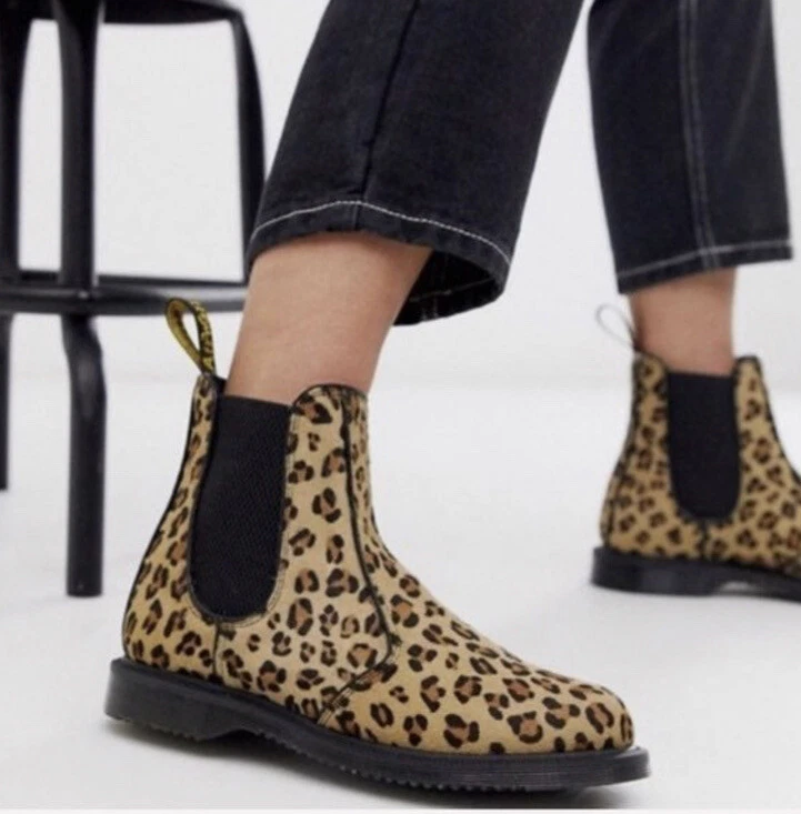 Dr martens shop flora sale