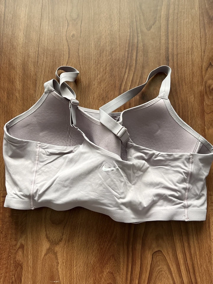 Light purple nike sports bra sz L - Image 2 of 3