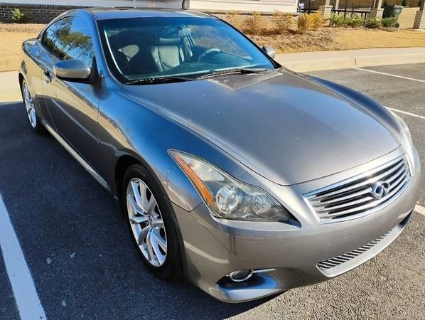 Infiniti G37 Journey 2013 Foto 2 de 4