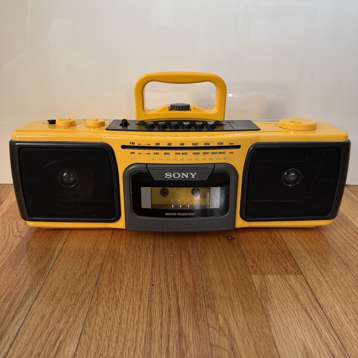 [美可動品] Sony Sports CFS-930 ラジカセ　ソニースポーツ 美可動品] Sony Sports CFS-930 ラジカセ ソニースポーツ - メルカリ
