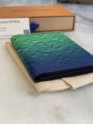 Louis Vuitton Men's Bifold Wallet Green Blue Logo Folding Credit
