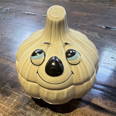 Beige Ceramic Garlic-Shaped Canister Jar w/ Lid Smiling Face Small 6 in