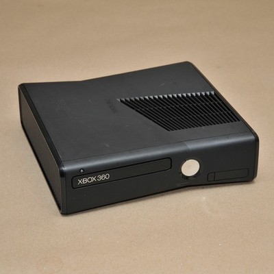 Microsoft Xbox 360 S Trinity 4GB NXE Kinect Dashboard Console Only Re-pasted