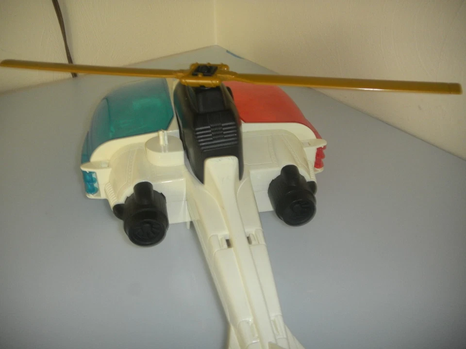 Lote de colección Hasbro 1988 6" figura policías y ladrones ataque aéreo policía helicóptero Foto 2 de 4