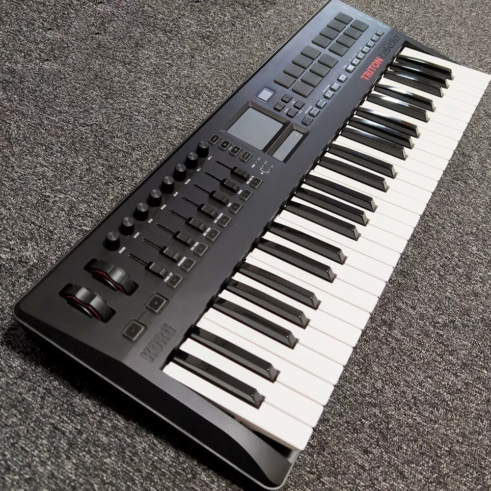 KORG TRITON taktile 49 TRTK-49 keyboard synthesizer Controller