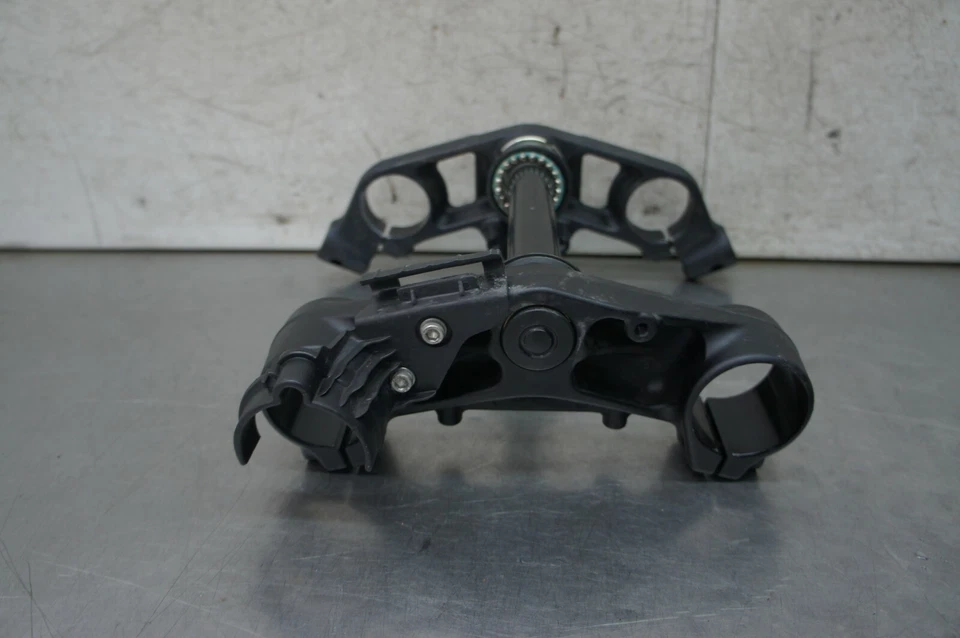 391 G KTM DUKE RC390 RC 390 2015 OEM TRIPLE ÁRBOL Foto 3 de 4