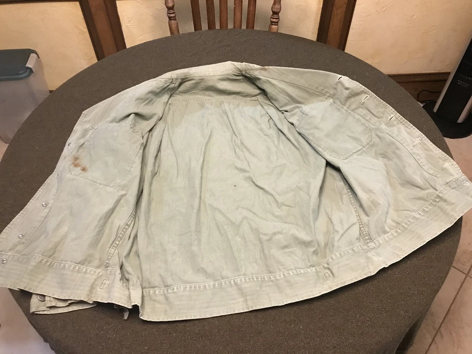 WW2 1940's US Army M-43 OD Cotton HBT 13 Star Button Fatigues, Shirt & Trousers - Image 4 of 4