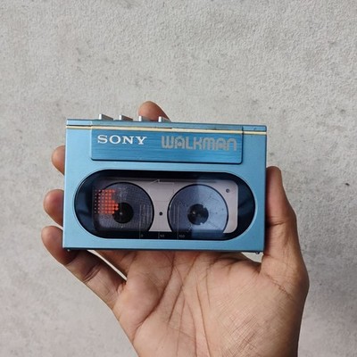 Sony Walkman WM-20 Cassette Player Vintage Blue For Parts Repair