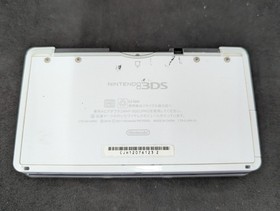 B3299 Nintendo 3DS console Pure White Japan w/memory 2GB pen x